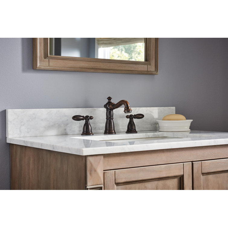 Delta Victorian Widespread Bathroom Faucet with Drain Assembly